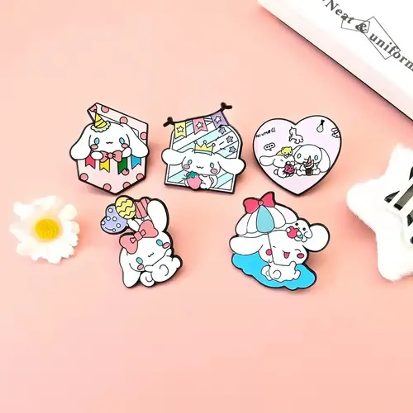 Pins Cinnamoroll / Sanrio / Broches (pines) Metálicos 4
