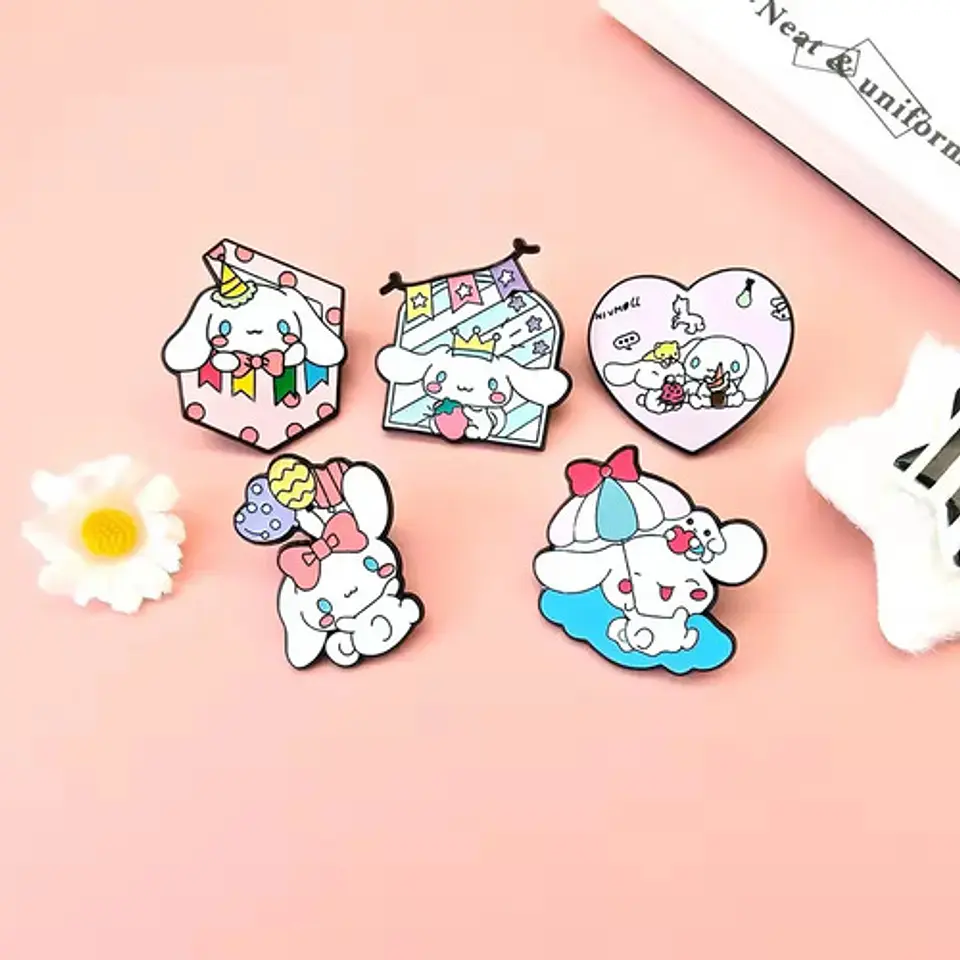 Pins Cinnamoroll / Sanrio / Broches (pines) Metálicos 12