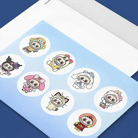 Labubu - Set De 500 Stickers / Rollo De Pegatinas