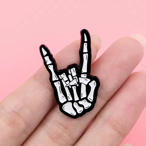 Pins De Rock Hand / Pines Metálicos (broches)