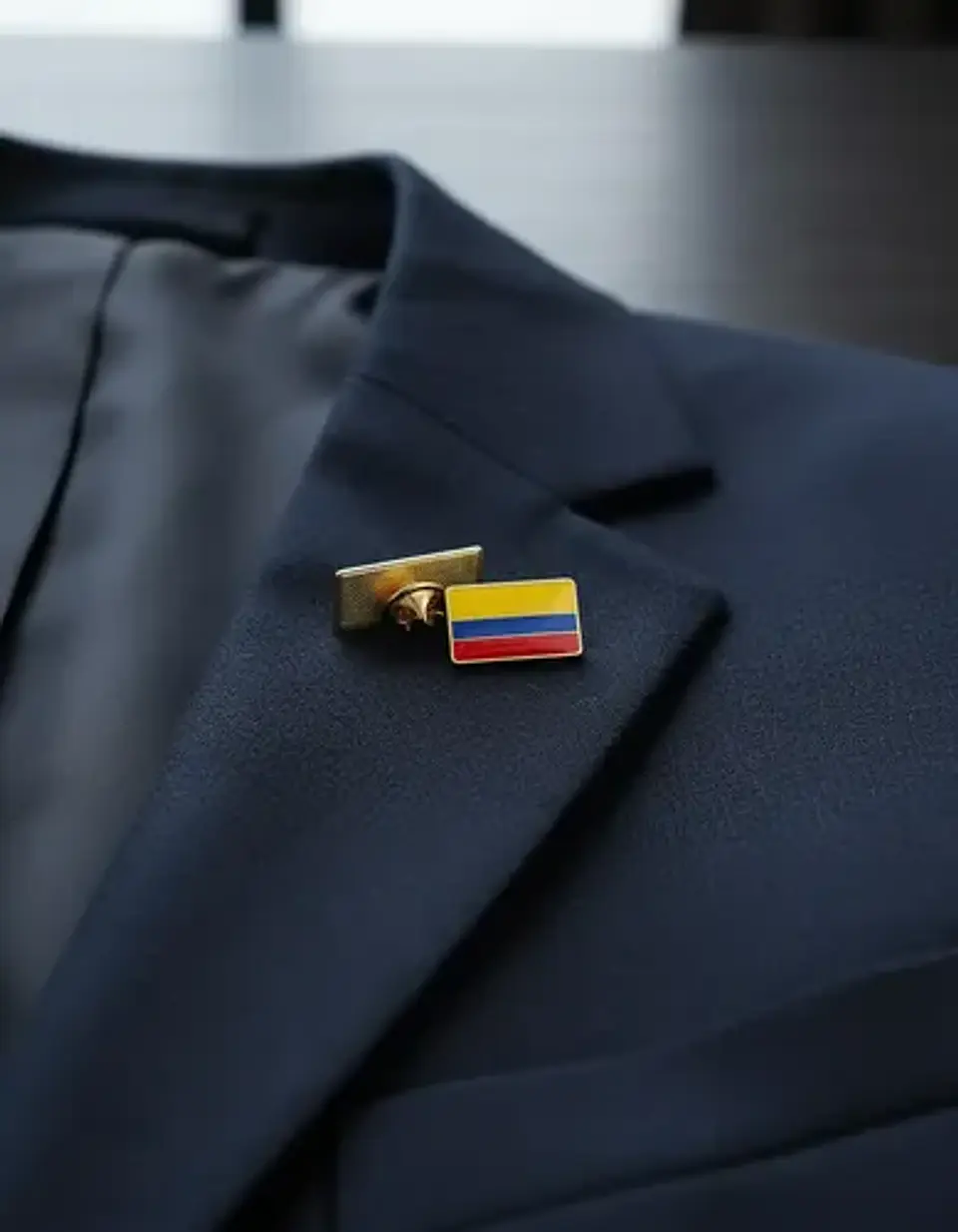 Pins De Bandera Colombiana / Colombia / Pines Metálicos 2