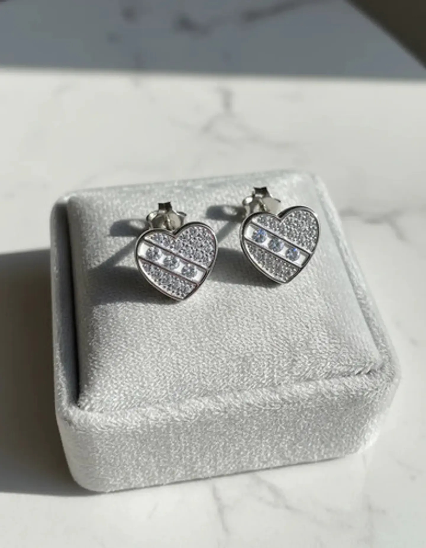 Aros De Plata 925 Corazón Con Pequeños Circones Brillantes 3