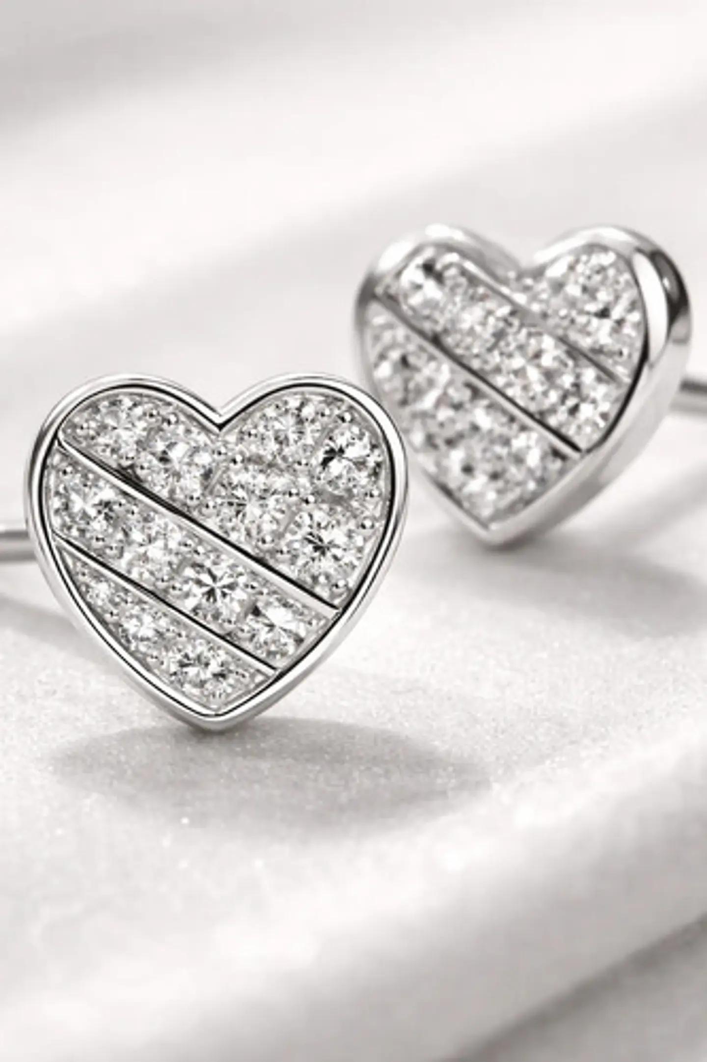 Aros De Plata 925 Corazón Con Pequeños Circones Brillantes 4