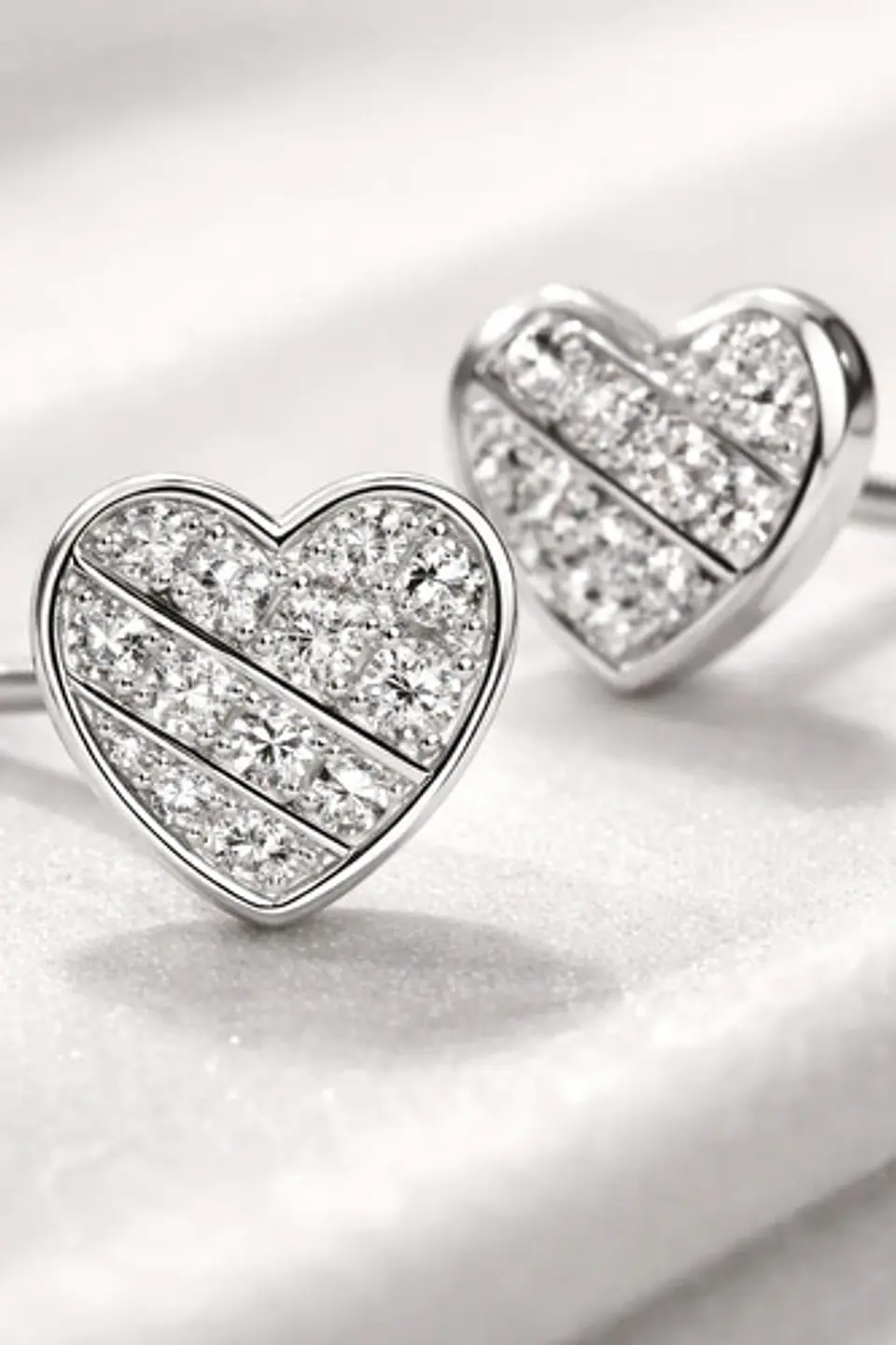Aros De Plata 925 Corazón Con Pequeños Circones Brillantes 4