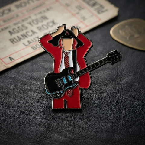Pins De Ac/dc / Angus Young / Broches Metálicos