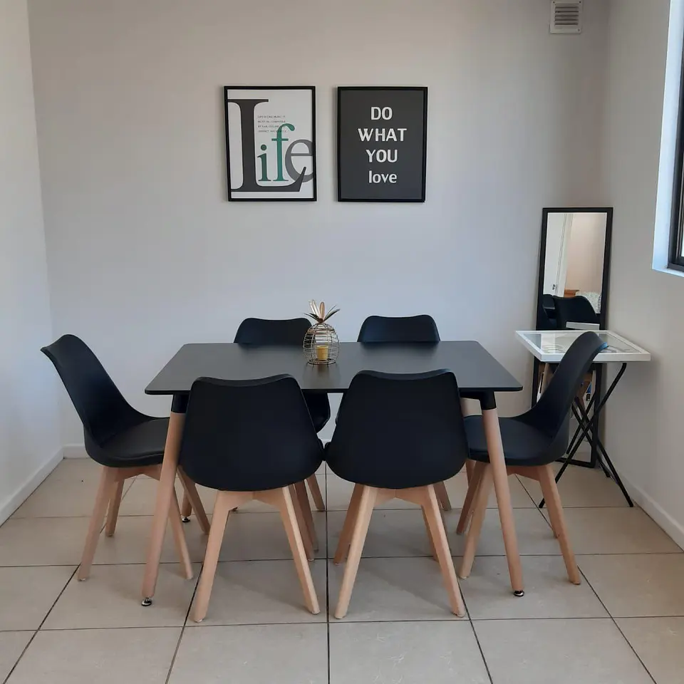 Set Juego de Comedor Mesa Rectangular 120x80cm + Sillas Oak Acolchadas 1