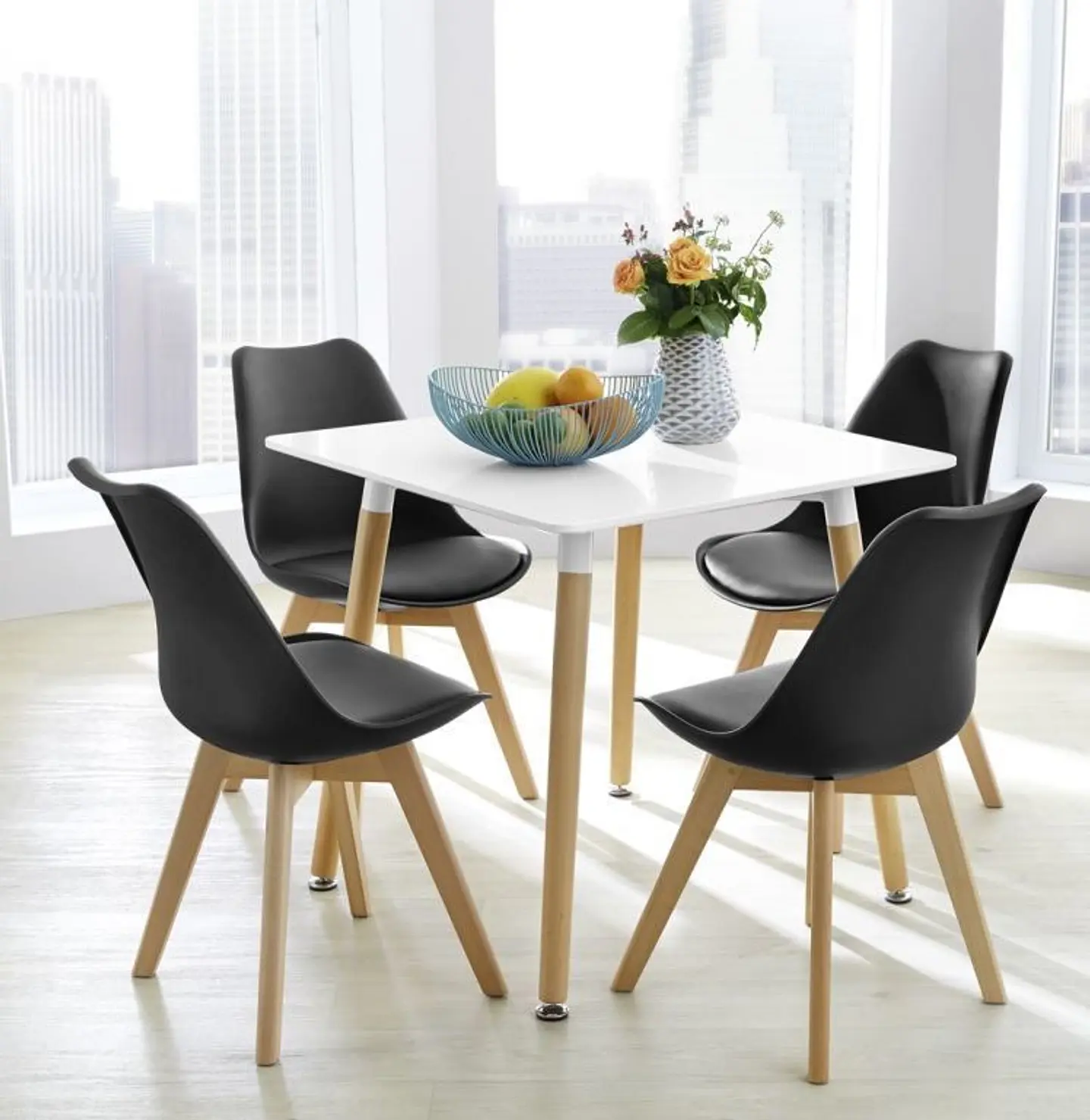 Set de Comedor Mesa Cuadrada Blanco + 4 Sillas Eames Acolchadas Negro 1