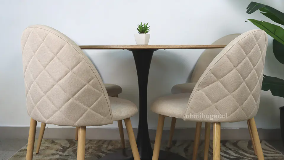 Comedor Redondo Tulip de 100Cms Cubierta Madera Base Negra + 4 Sillas Lino Oak Crema 4