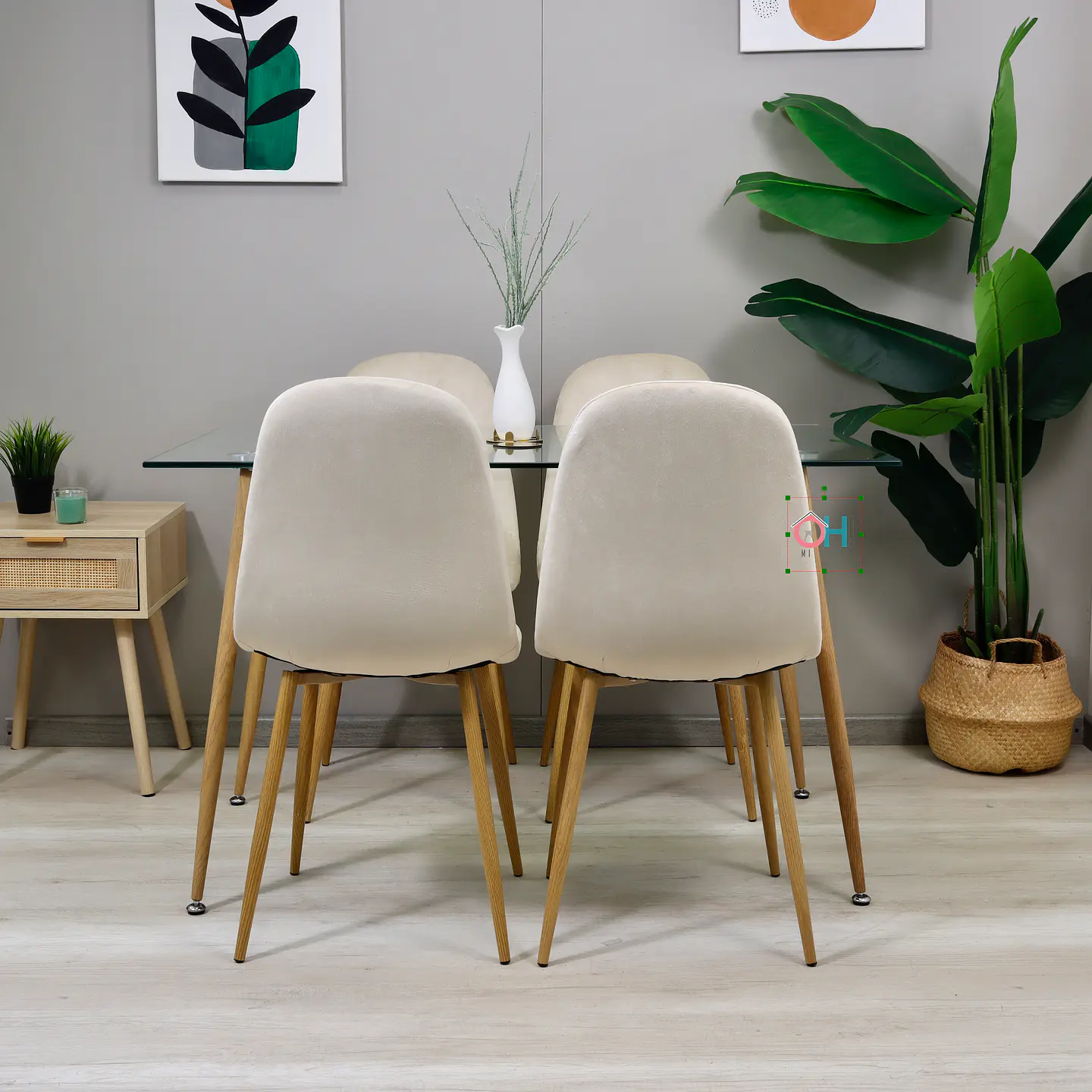 Set de Comedor Rectangular Vidrio 120x80cm + Sillas Eames Velvet 5