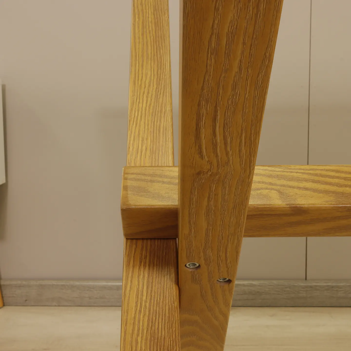 Comedor Rectangular XT Vidrio 140x90cm + 4 Sillas Berna Velvet Oak 8
