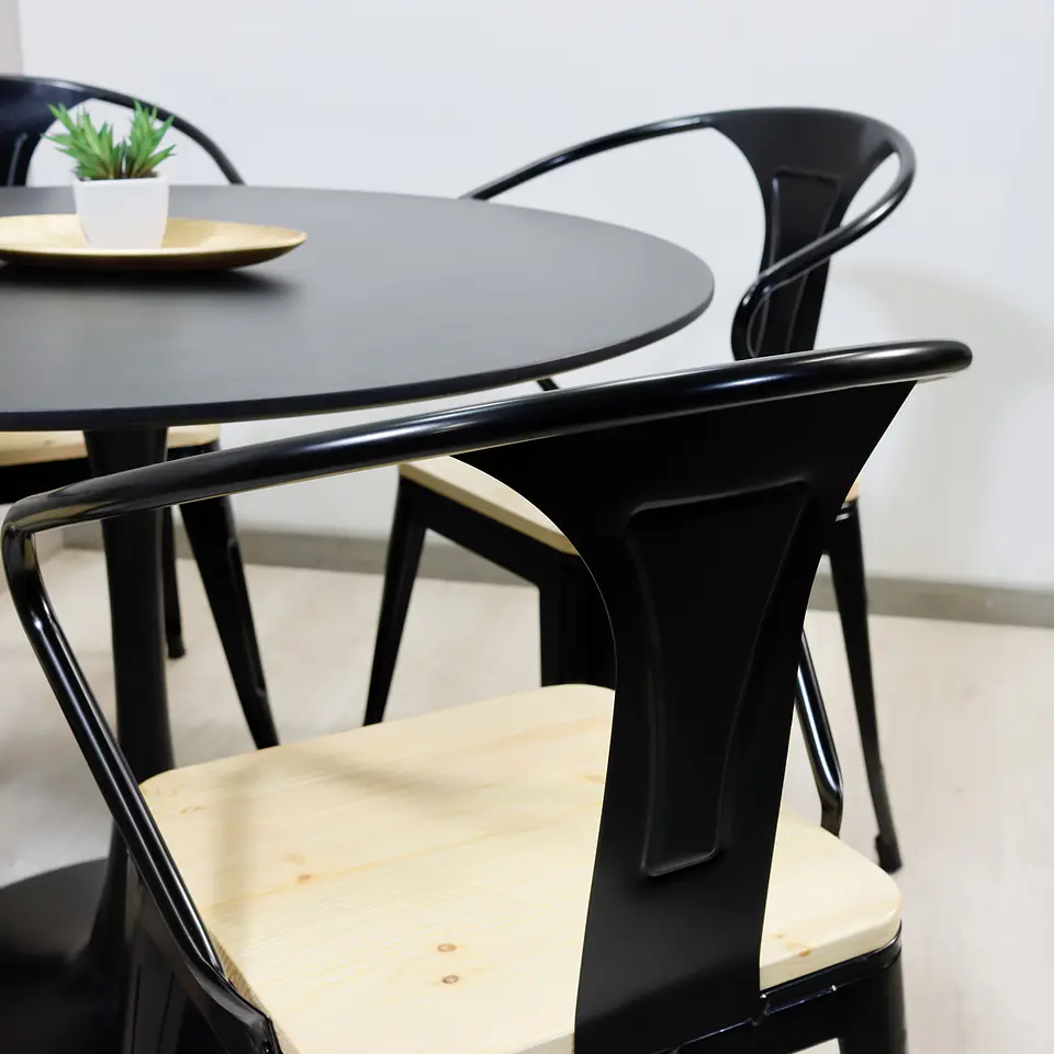 Comedor Redondo Tulip Negro 100cm + 4 Sillas Tolix Pierre 3