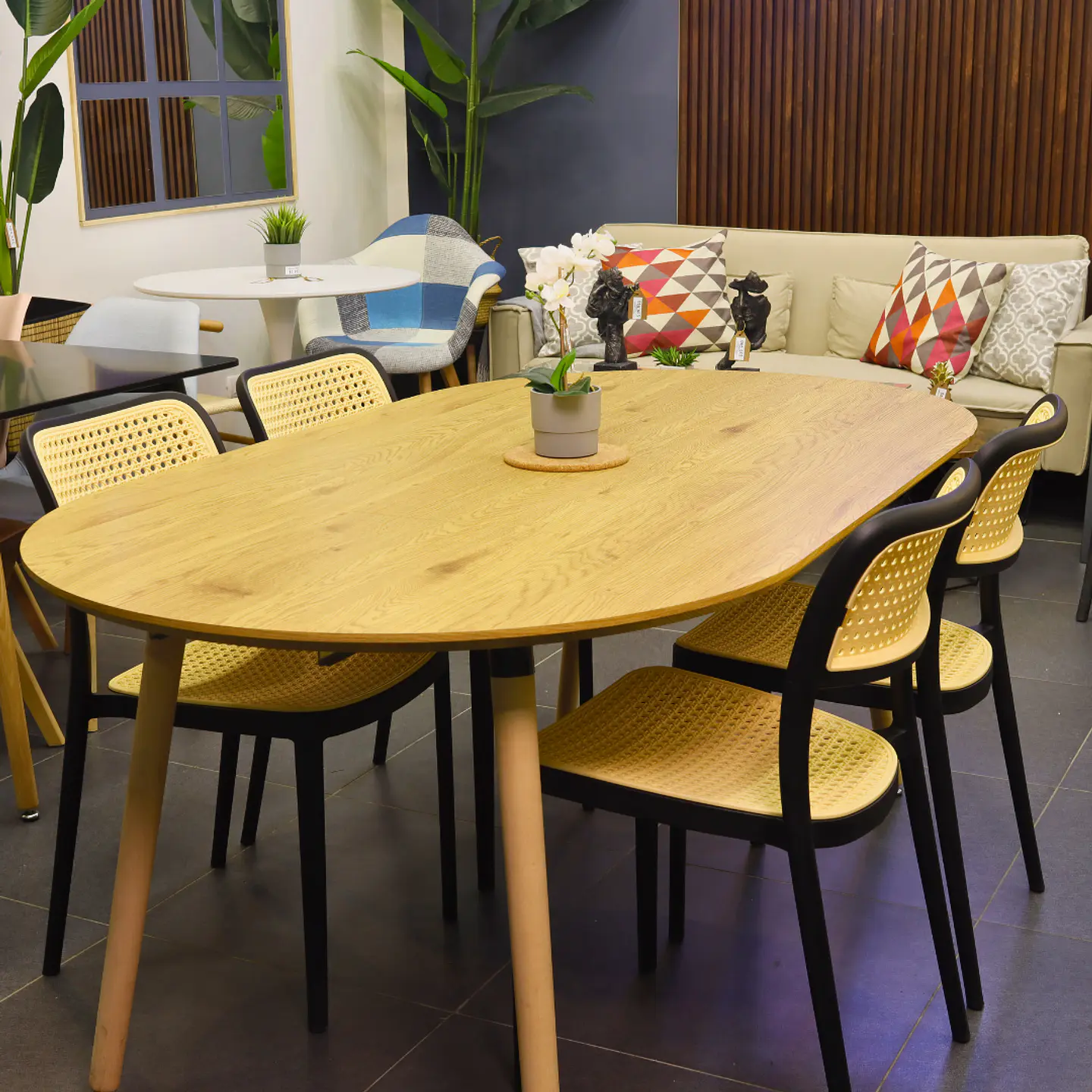 Comedor Wood Extensible + 4 Sillas Aia 6