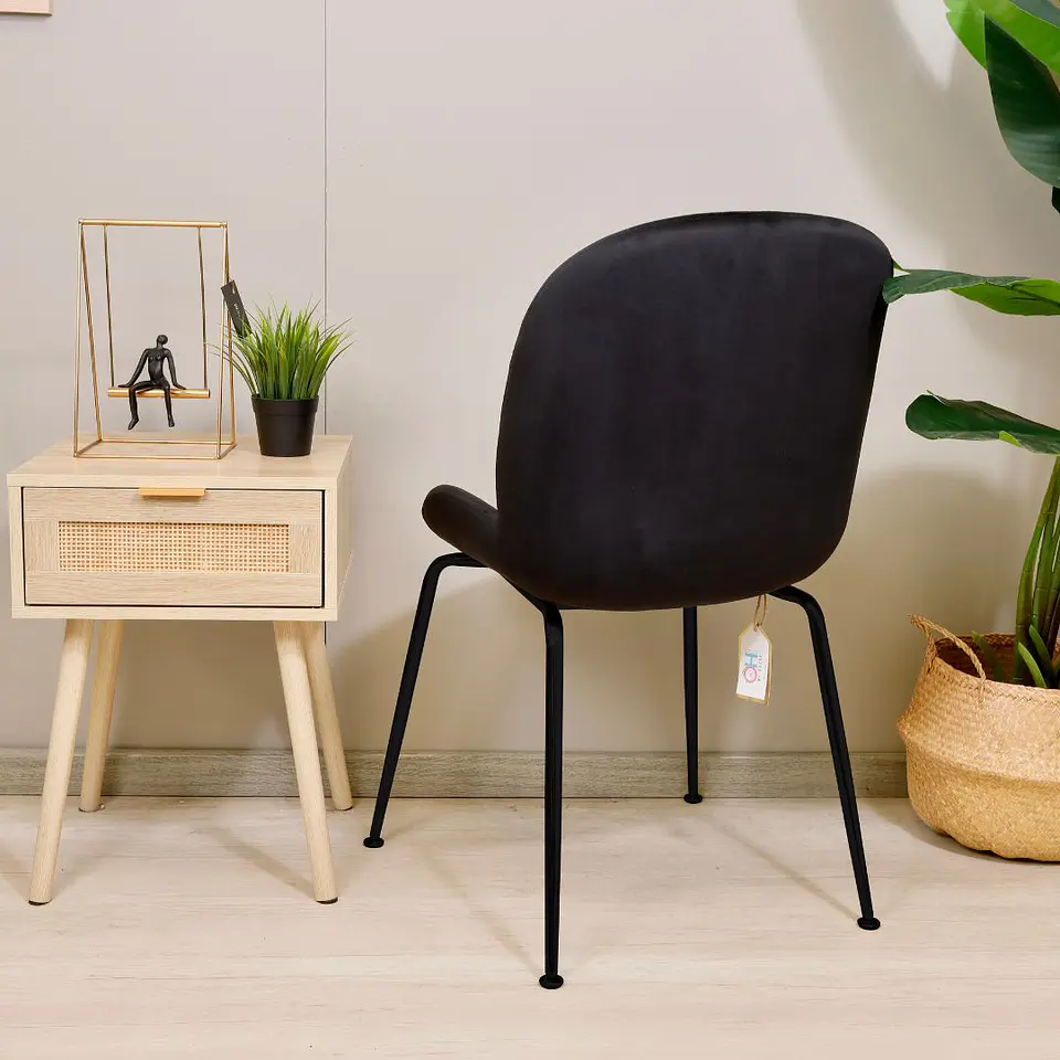 Silla Berta Velvet Base Negra 5
