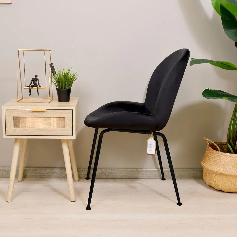 Silla Berta Velvet Base Negra 9
