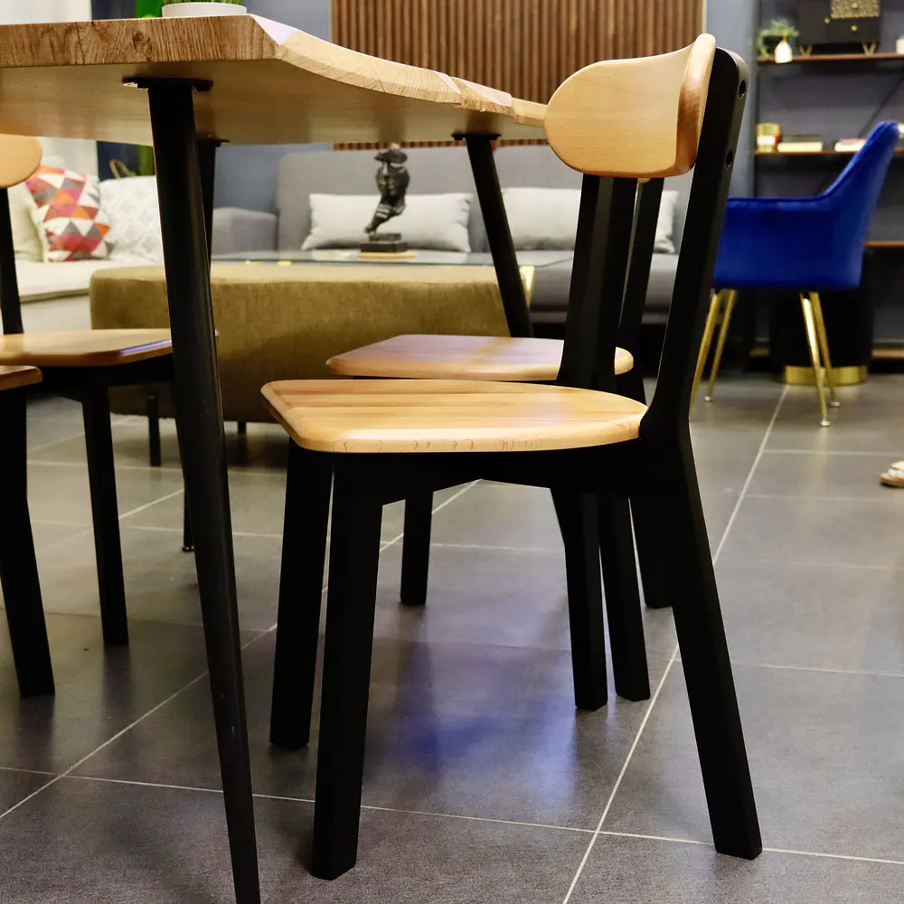 Comedor Rectangular Rusti 140x80 + Sillas Soma Negro  8