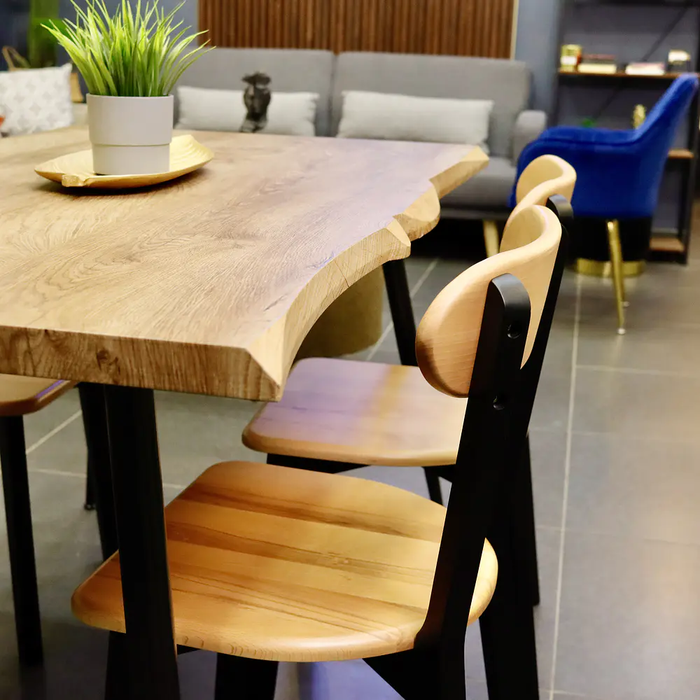 Comedor Rectangular Rusti 140x80 + Sillas Soma Negro  9
