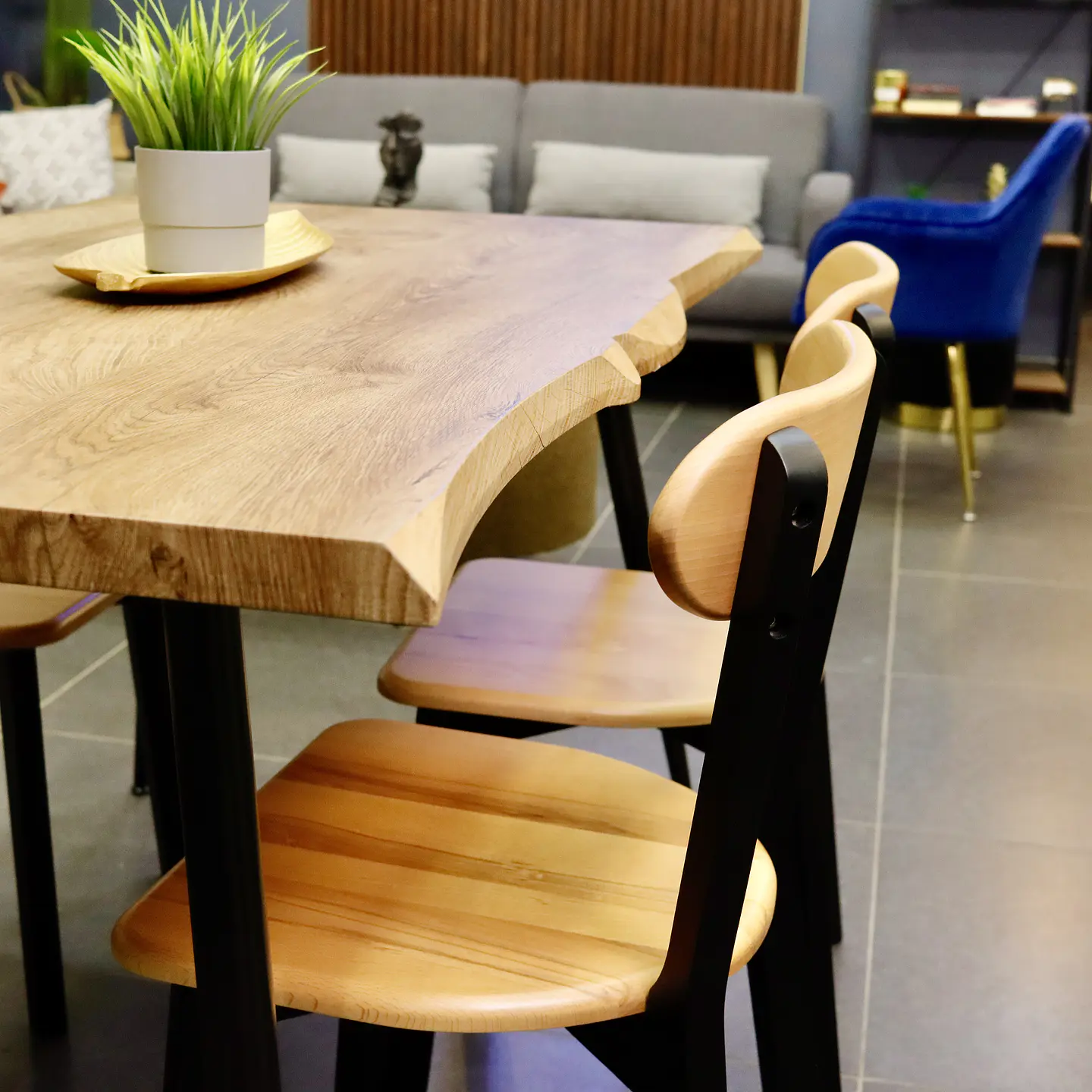 Comedor Rectangular Rusti 140x80 + Sillas Soma Negro  9