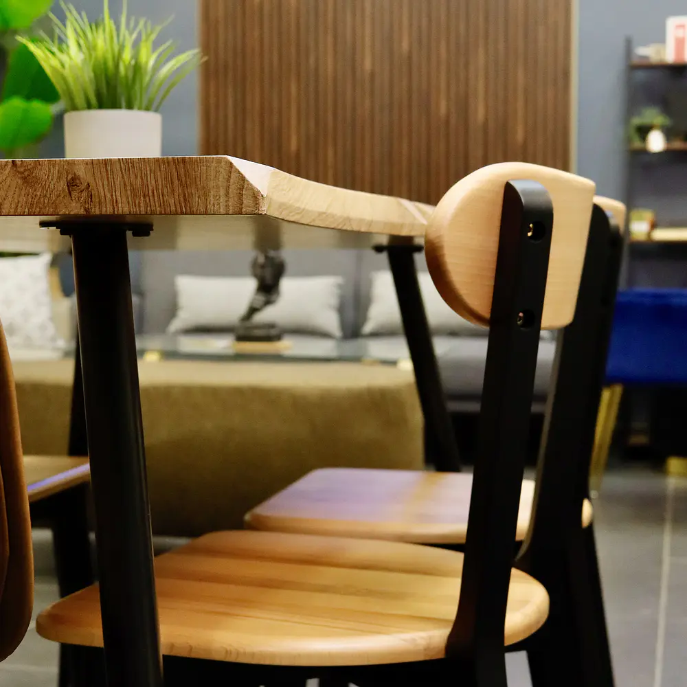 Comedor Rectangular Rusti 140x80 + Sillas Soma Negro  12