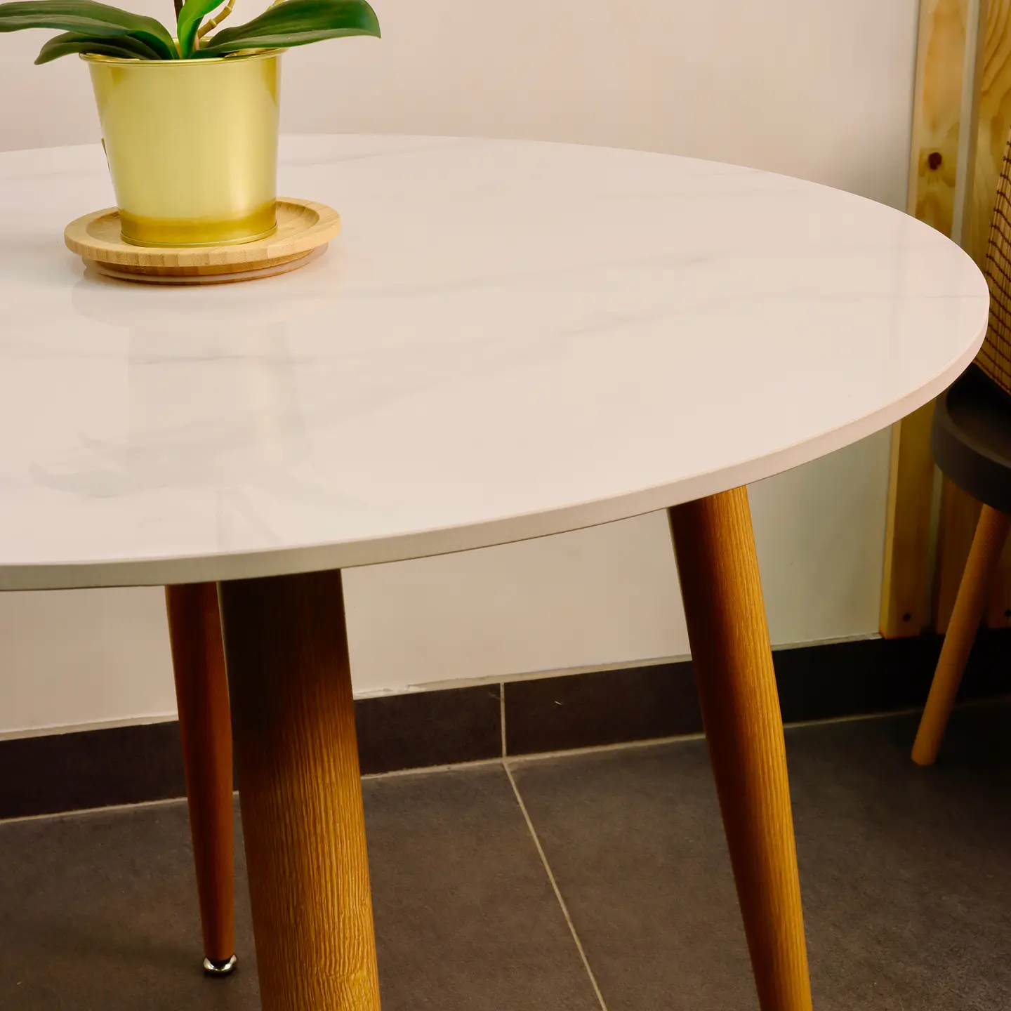 Mesa de Comedor Redonda de Cuarzo Calacatta Soft - (80cm, 100cm) 6