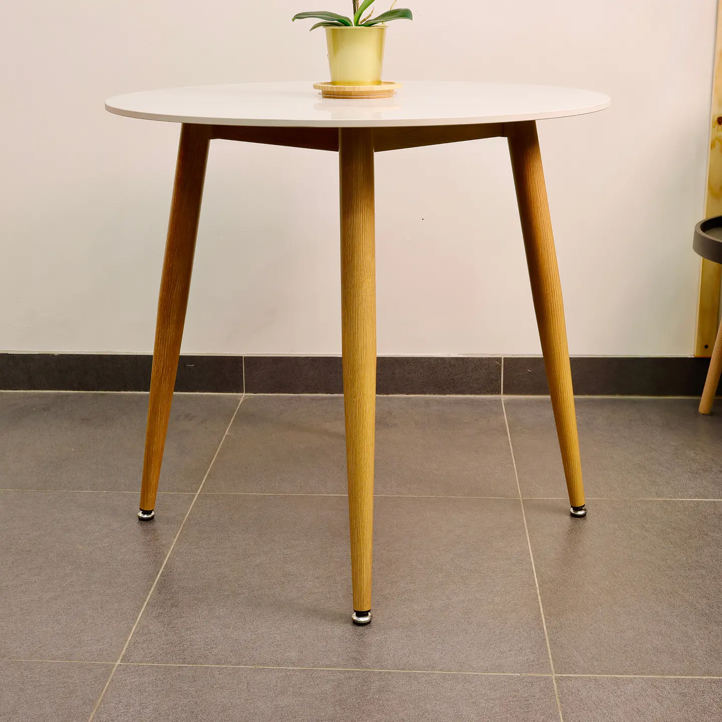Mesa de Comedor Redonda de Cuarzo Calacatta Soft - (80cm, 100cm) 7
