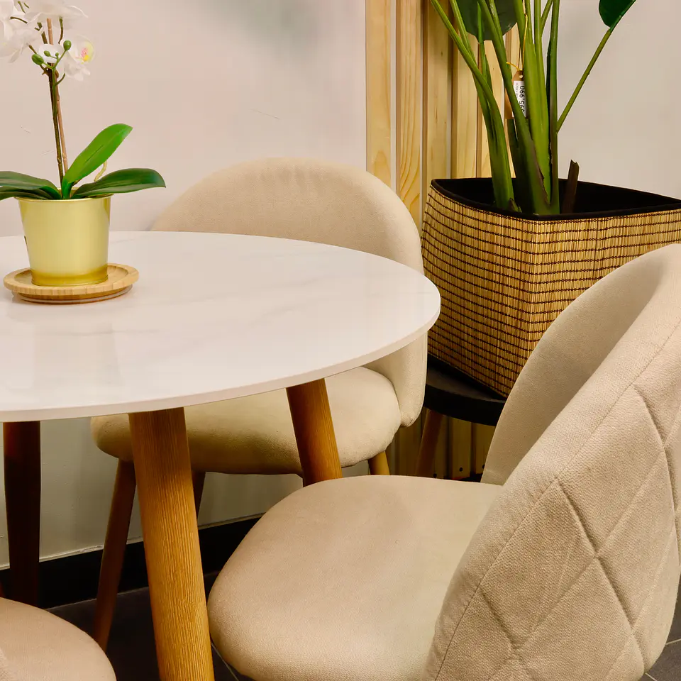 Set Comedor Redondo de Cuarzo + 4 Sillas Lino Oak 5