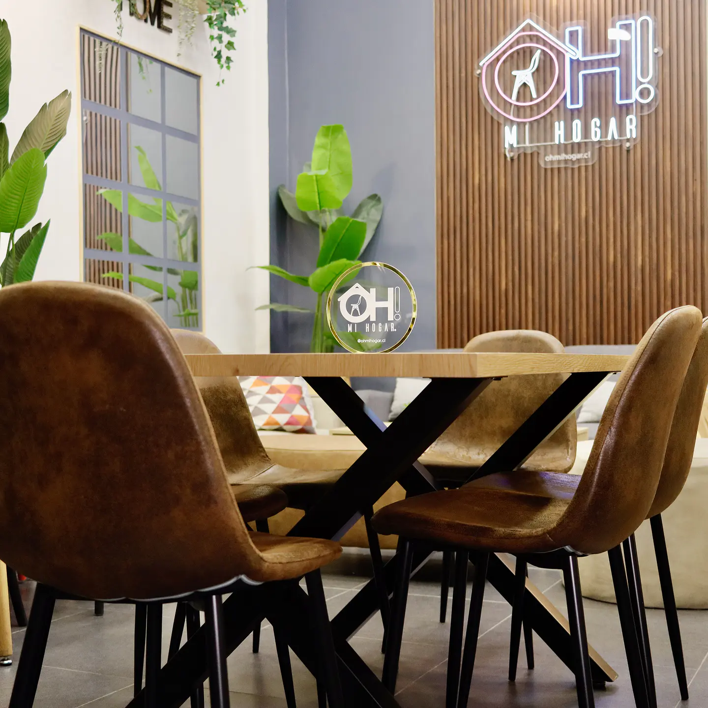 Set Comedor Xtable Wood + Sillas Eames Ecocuero Café 4