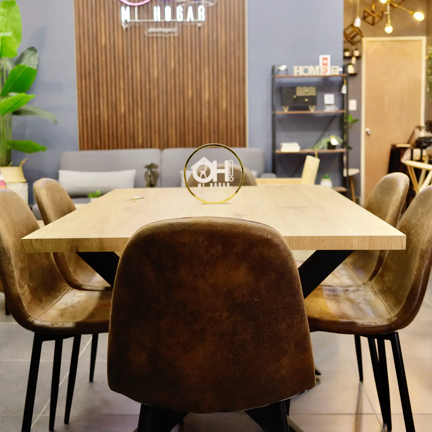 Set Comedor Xtable Wood + Sillas Eames Ecocuero Café 6