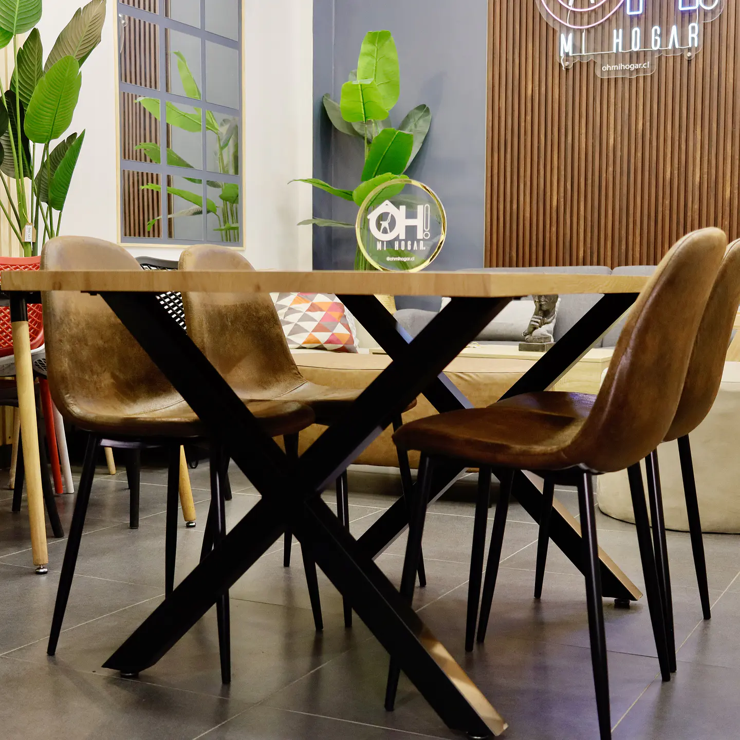 Set Comedor Xtable Wood + Sillas Eames Ecocuero Café 12
