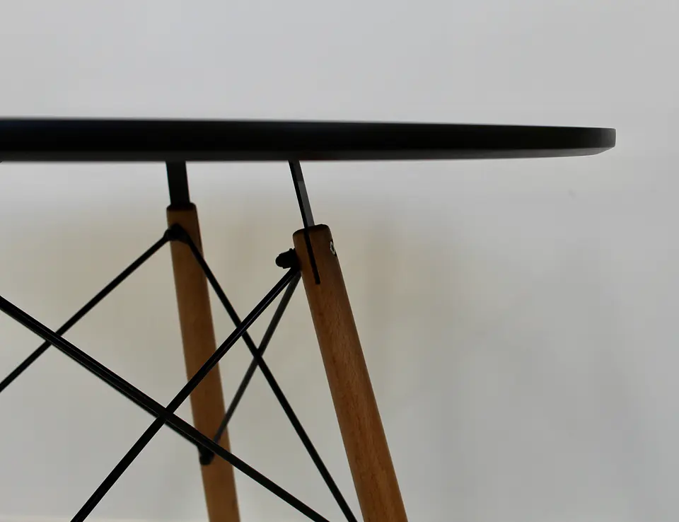 Mesa Eames Redonda 80cm de Diámetro 6