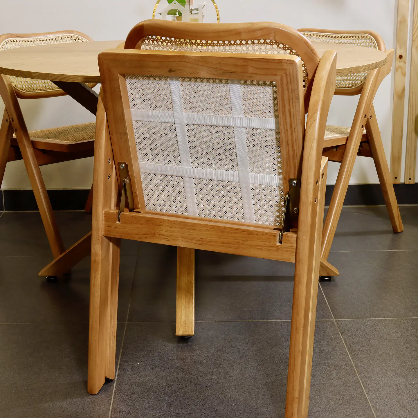Silla de Comedor Plegable de Madera y Ratan Natural  13