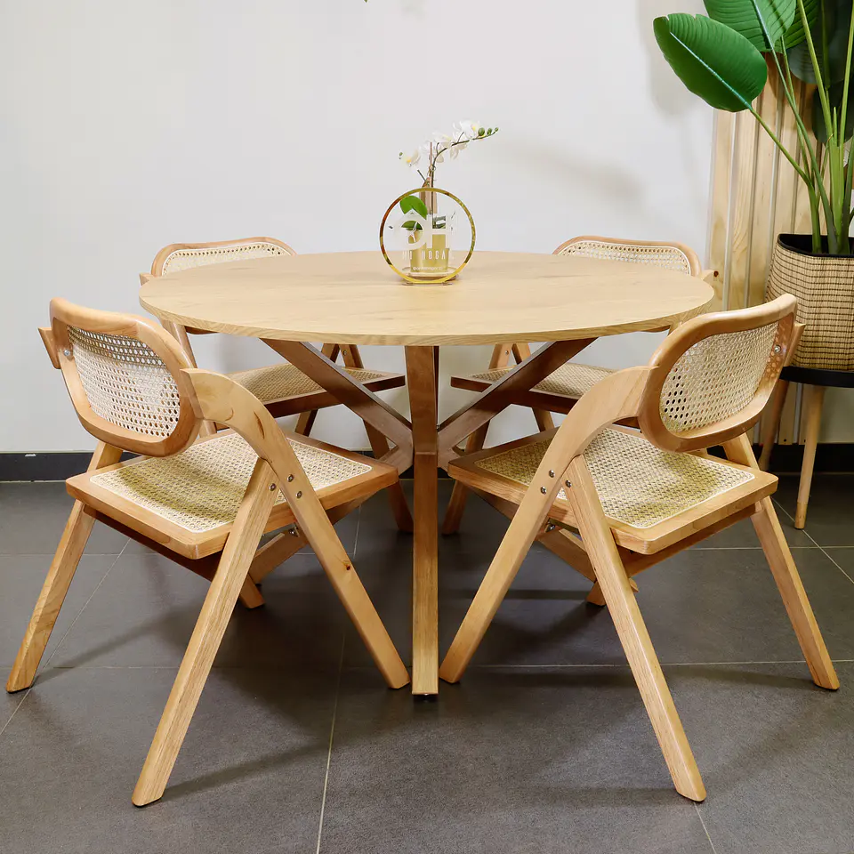 Set de Comedor Ohmioh Mesa Redonda Natural de 120 cm + 4 Sillas Plegables de Madera 1