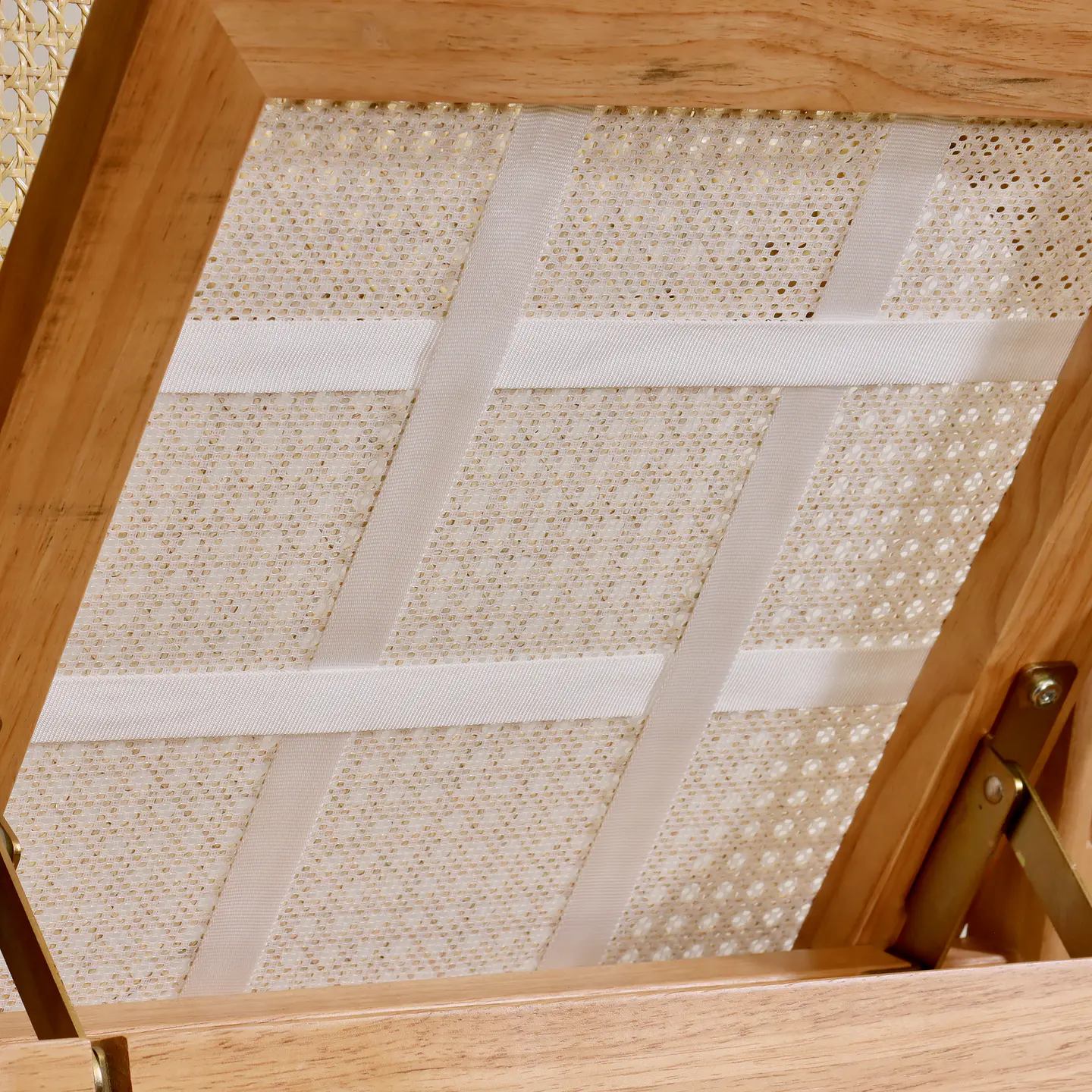Set de Comedor Ohmioh Mesa Redonda Natural de 120 cm + 4 Sillas Plegables de Madera 21