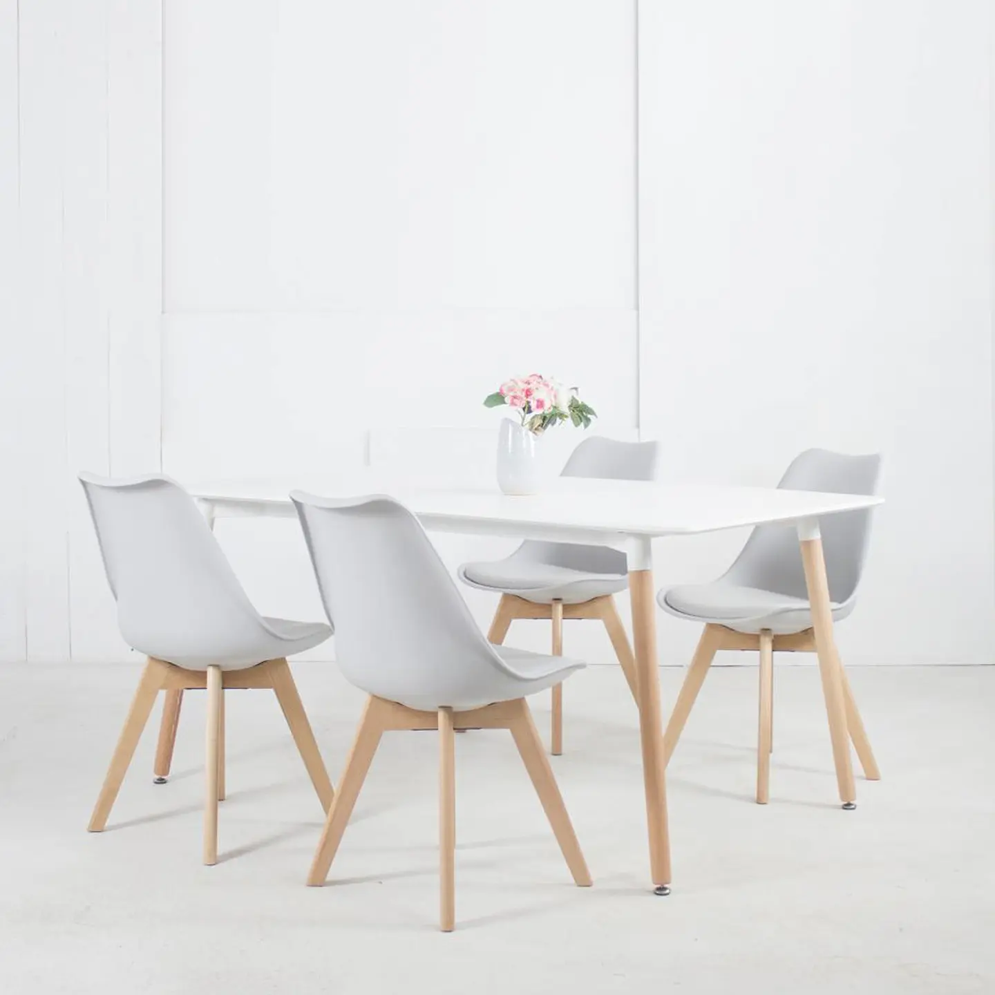 Set Juego de Comedor Mesa Rectangular 120x80cm + Sillas Oak Acolchadas 3