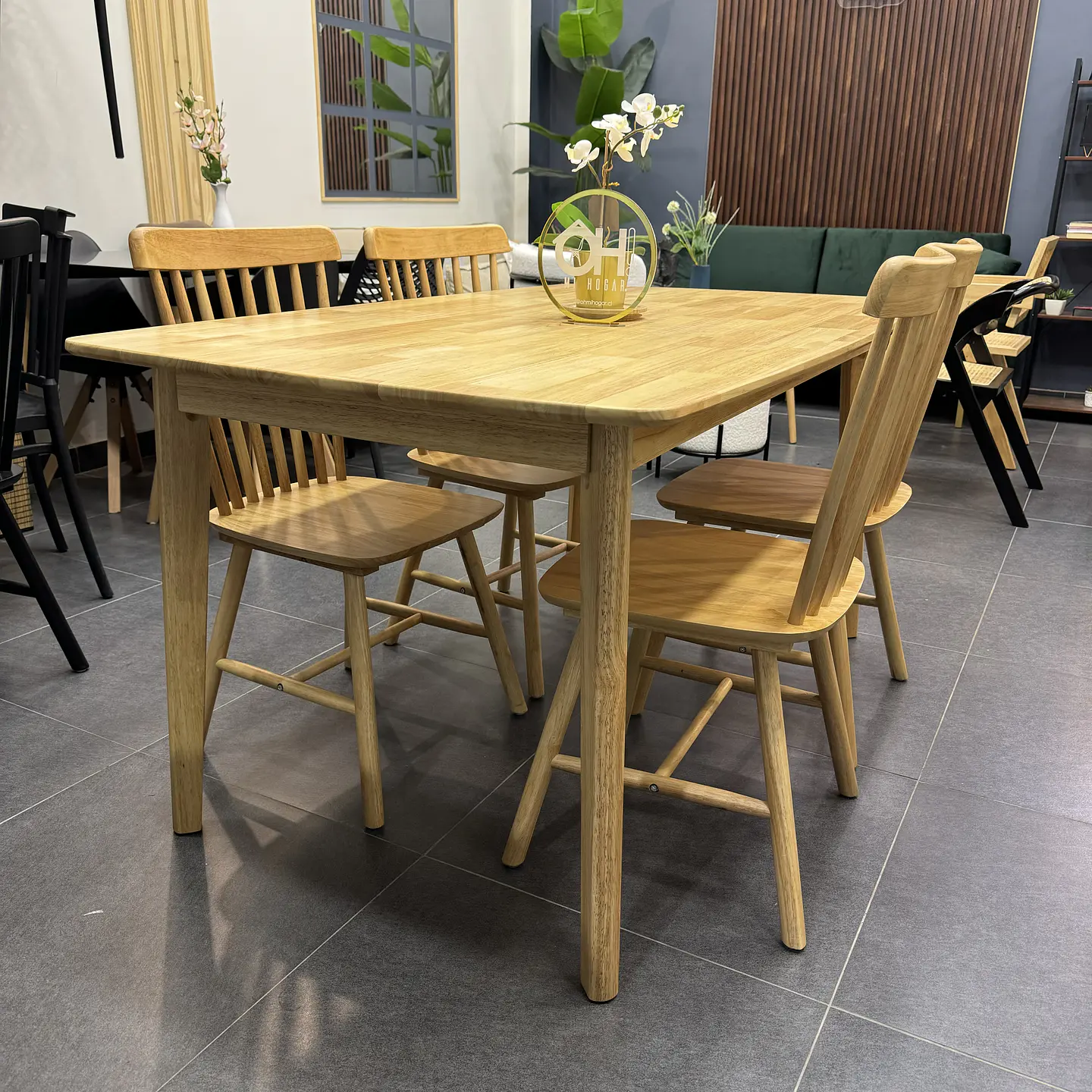 Set Comedor Mesa Komoro Rectangular 150x90cm + Sillas Windsor Madera  2