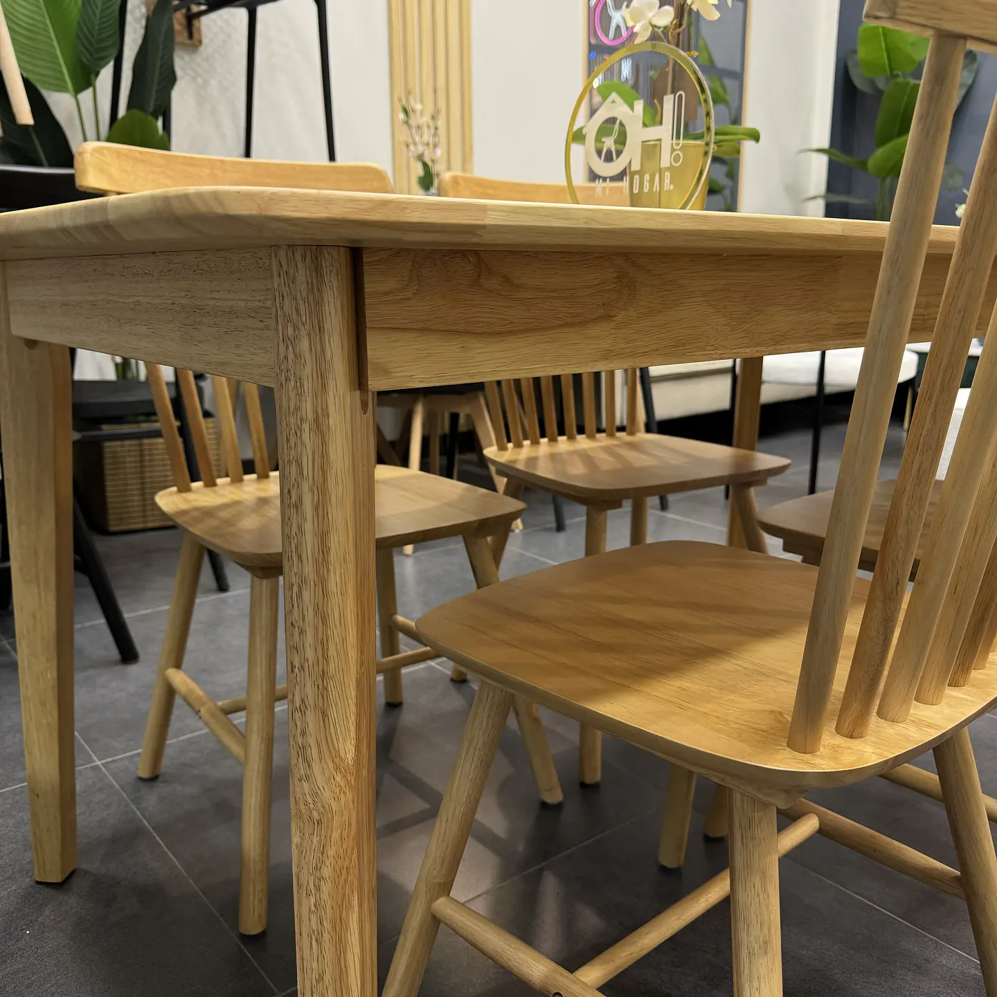 Set Comedor Mesa Komoro Rectangular 150x90cm + Sillas Windsor Madera  5
