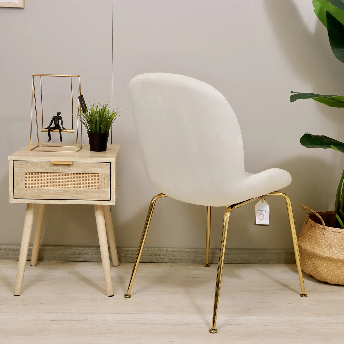 Silla Berta Velvet Base Dorada 7