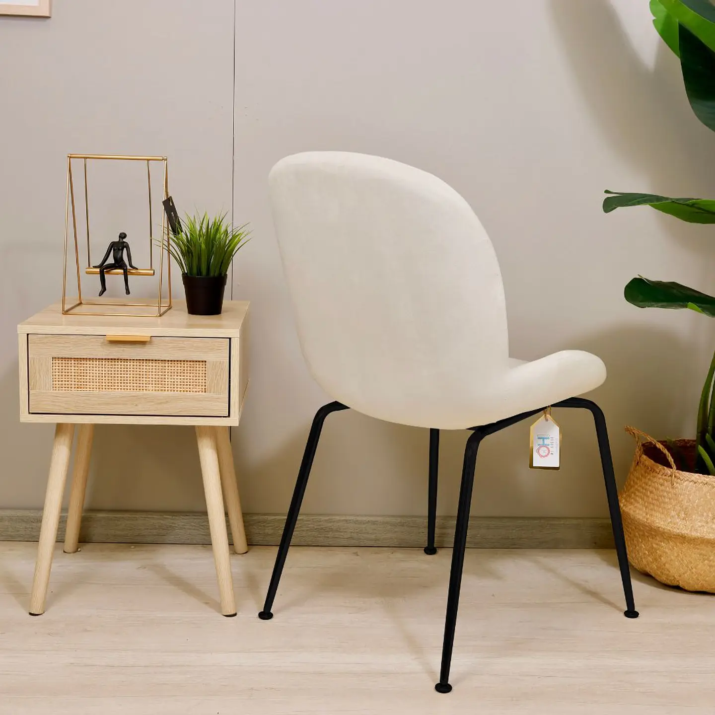 Silla Berta Velvet Base Negra 6