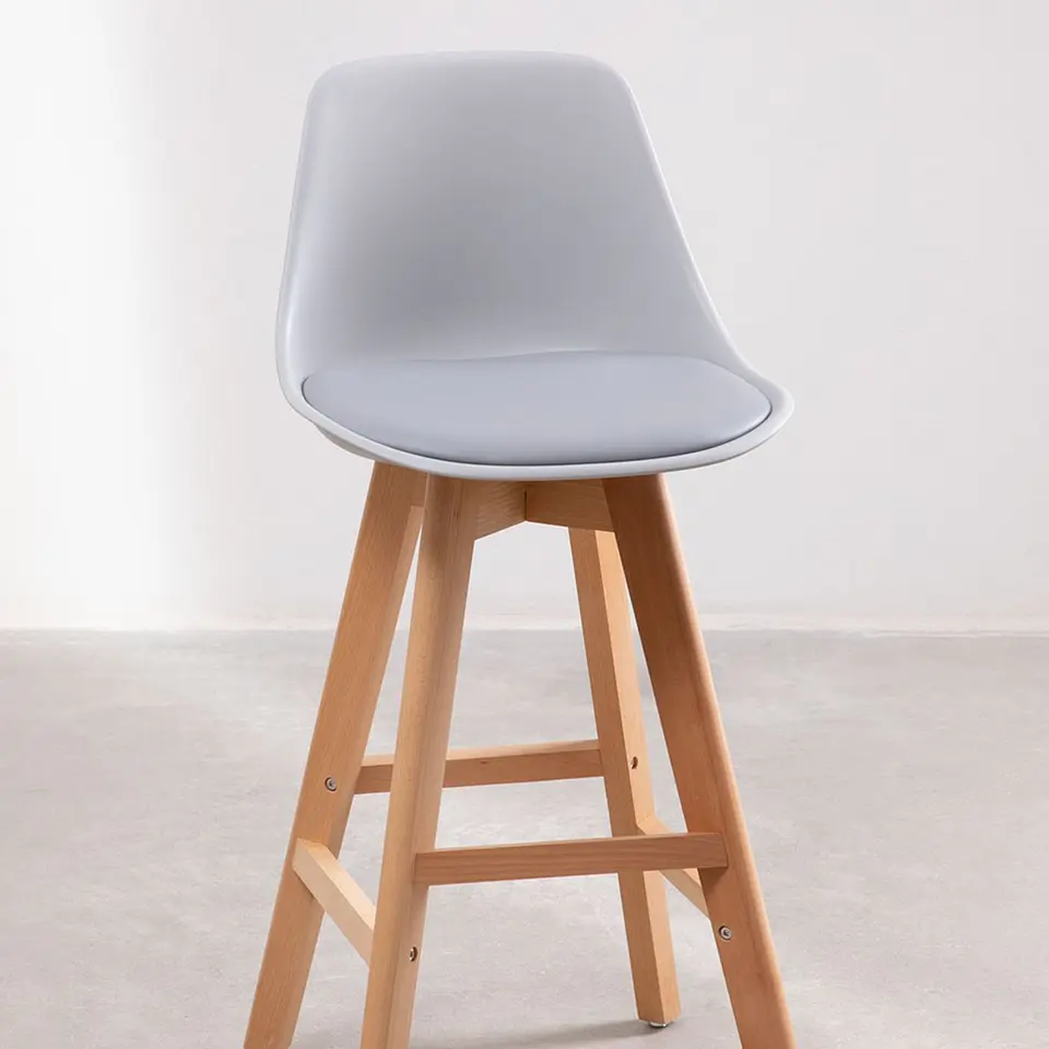 Taburete Eames Acolchado 66cm 3