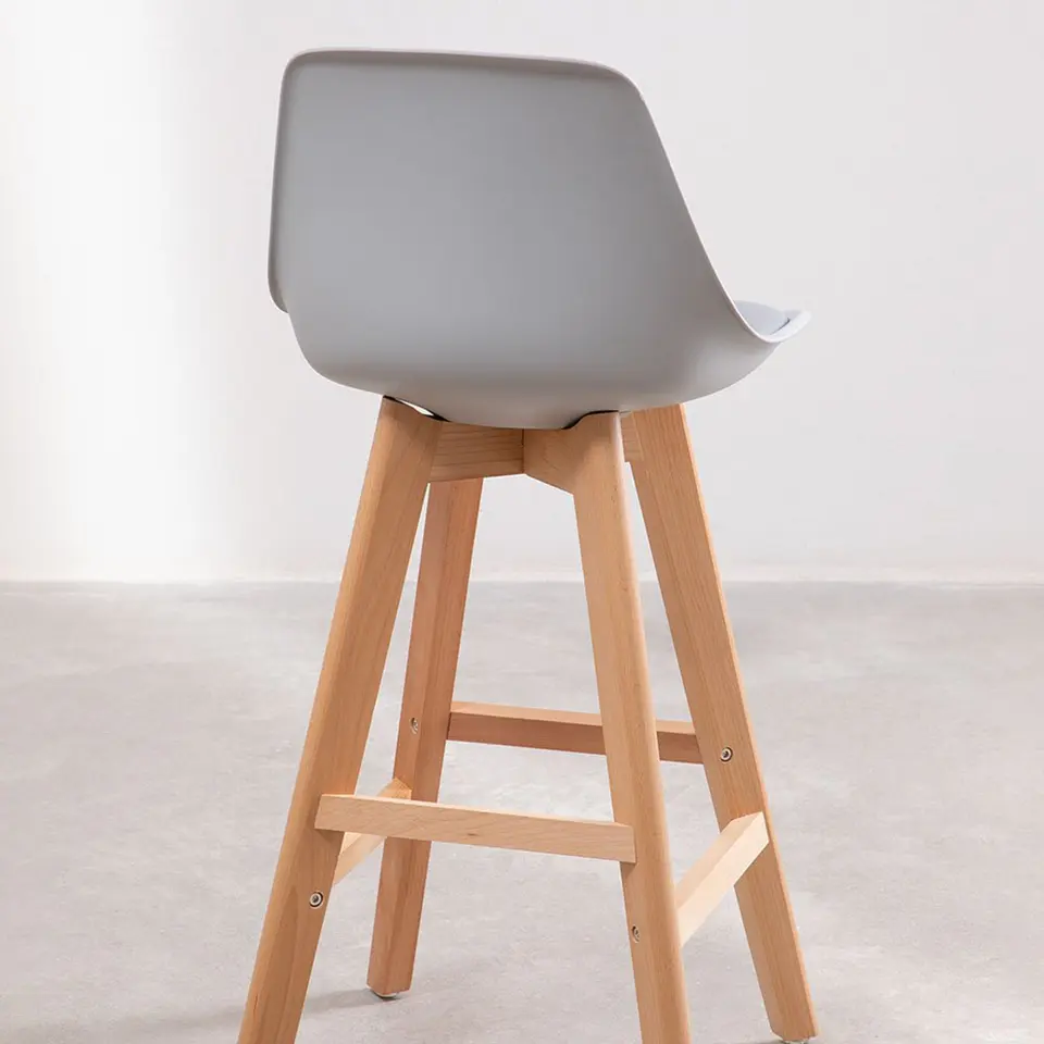 Taburete Eames Acolchado 66cm 11