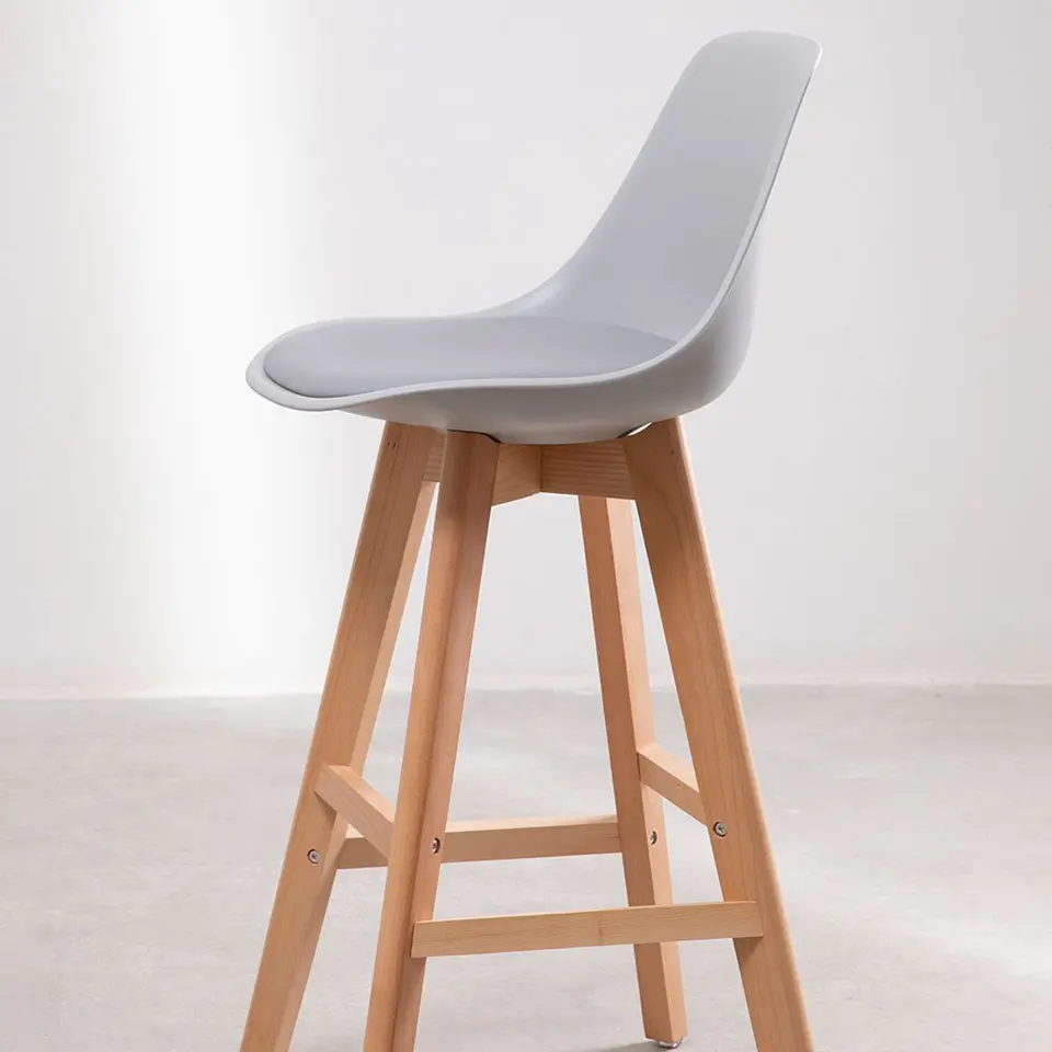Taburete Eames Acolchado 66cm 12