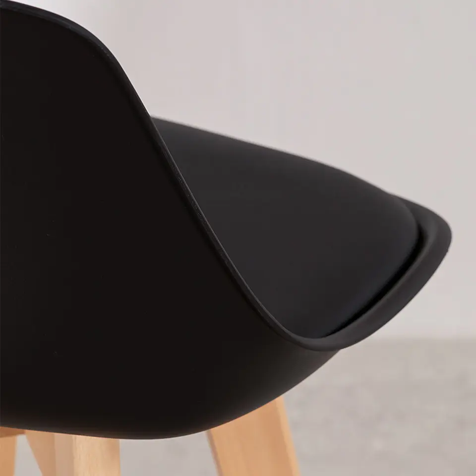 Pack de 2 Taburetes Eames Acolchados 66cm 5