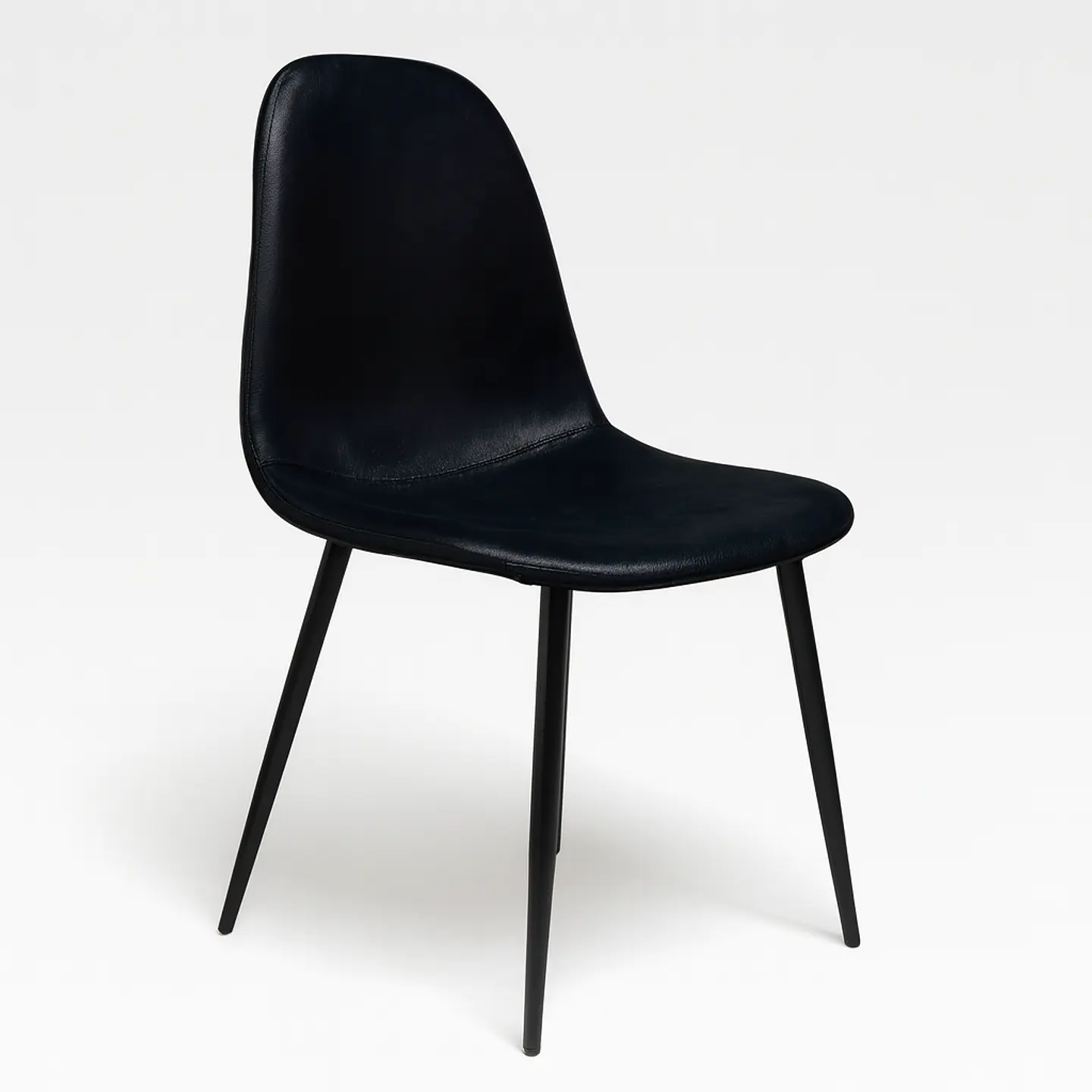 Silla Eames Ecocuero PN 4