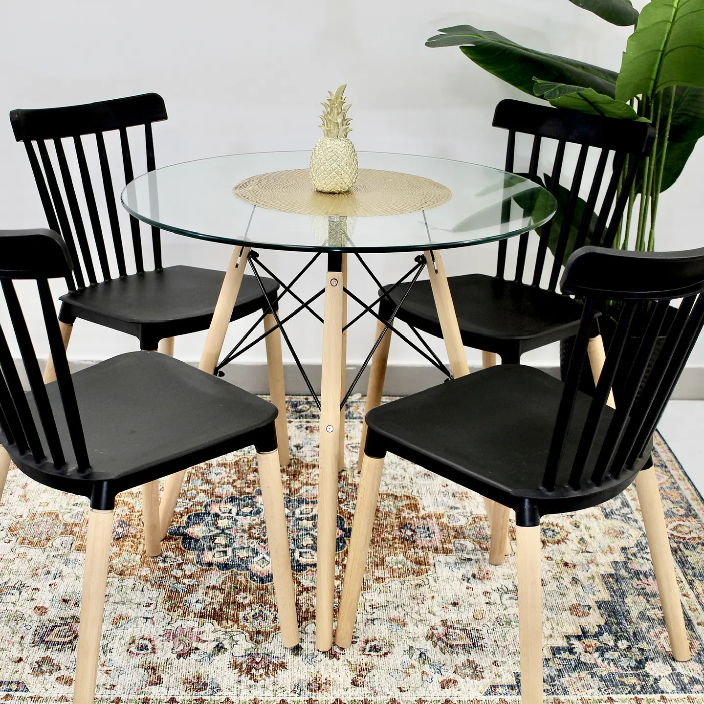 Comedor Redondo de Vidrio de 80cm + 4 Sillas Windsor  2