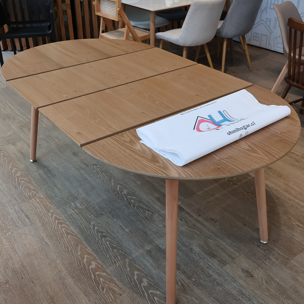 Comedor Wood Extensible + 4 Sillas Aia 12