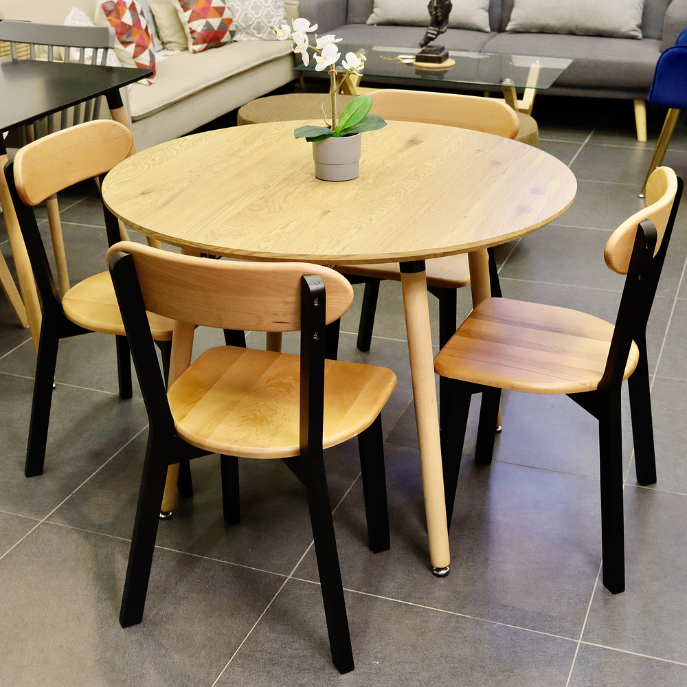 Comedor Extensible 3 en 1 + Sillas Soma de Madera 6