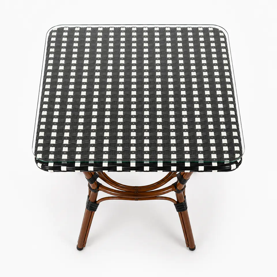 Mesa Cuadrada Bistro Cubierta Ratan + Vidrio Templado 68x68x75cm  2