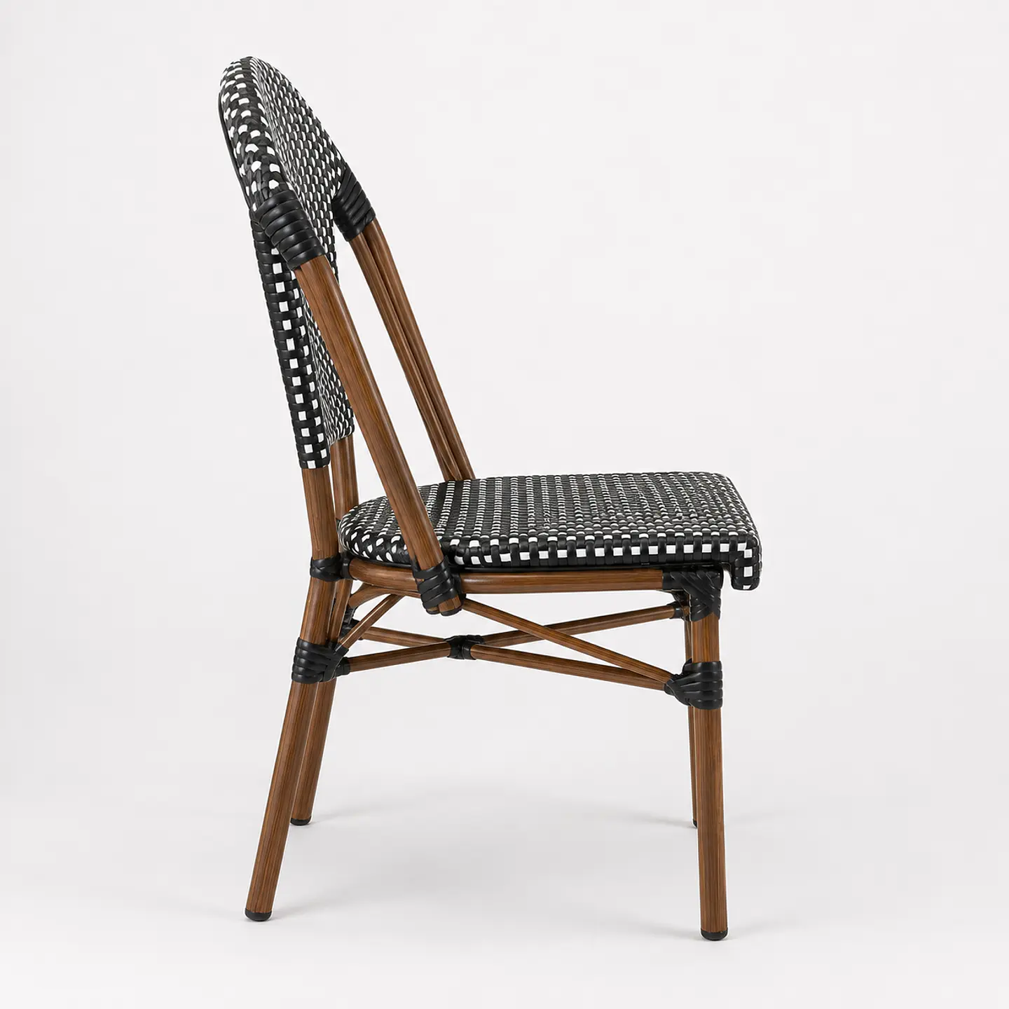 Silla Bistro Parisina Ratan Trenzado Base Nogal 12