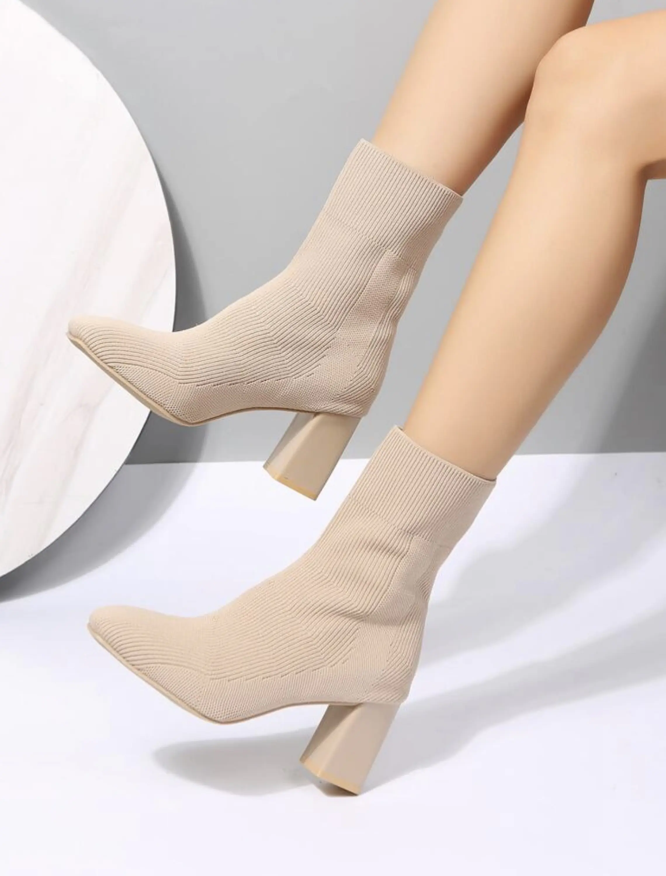 Modelo 02 2