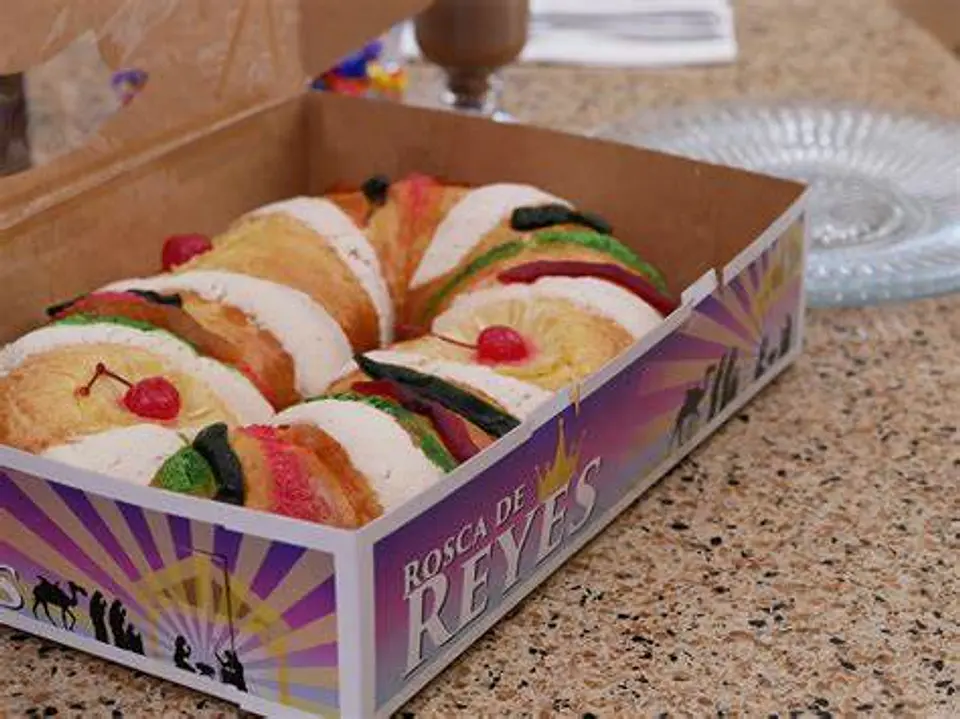  Caja rosca de reyes chica pieza 1