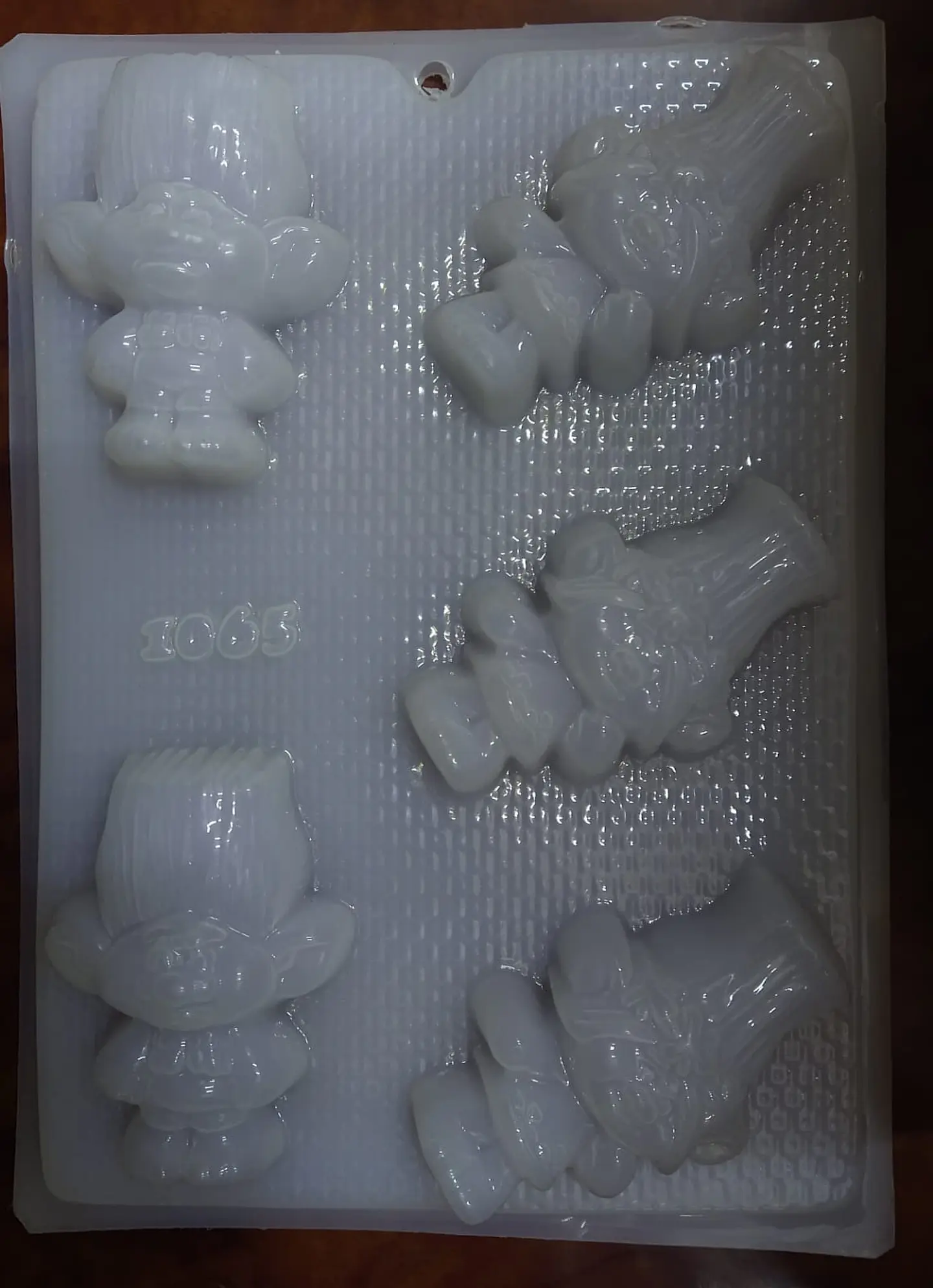  Molde para gelatina chico trolls  5cav. #1065 1